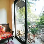 Holo Conic House Hanoi - Serviced Homestay